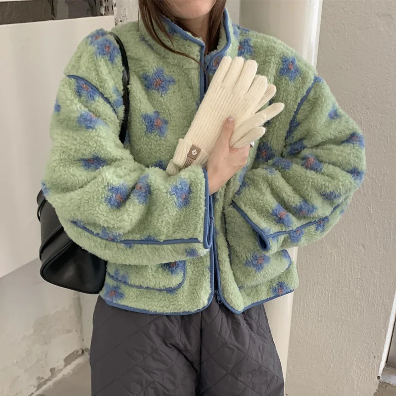 الكورية Sle Thiened الدافئة المرأة Jaet فرو الضأن إدراج القطن زهرة التطريز ملابس خارجية لفصل الشتاء عادية الشارع Sle