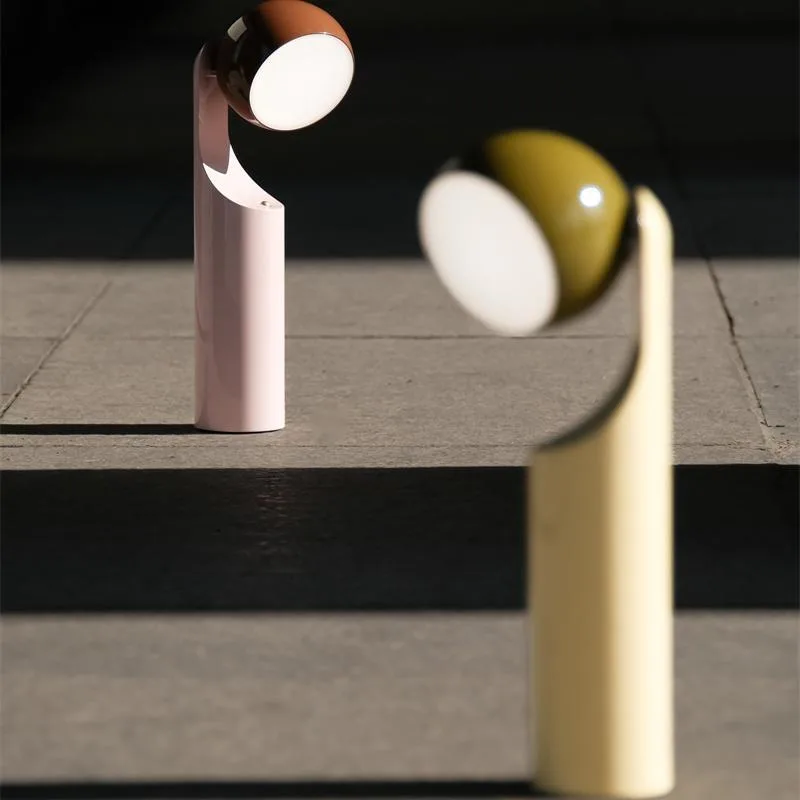 Portable reading lamp, eye protection, decorative desk lamp, rechargeable bedside dimming desktop.