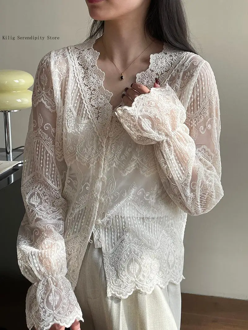 Spring and Autumn Simple V-Neck Lace Bottom Shirt French High-End Embroidery Long Sleeved Shirt Women's Clothing