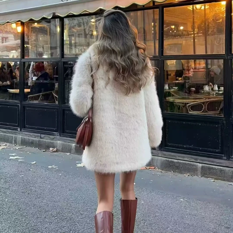 Biała kurtka z imitacji futra z klapami, luźna damska zimowa futrzana kurtka, puszysta imitacja lisa, ciepłe stylowe pluszowe płaszcze, luksusowe płaszcze wierzchnie.