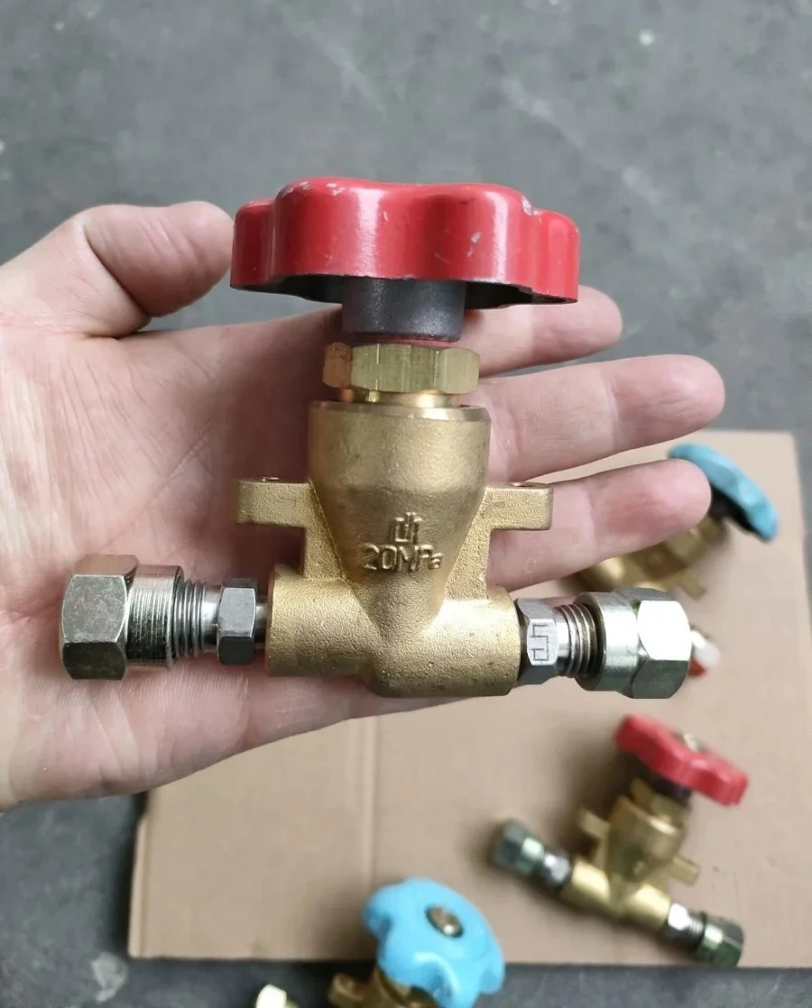 Globe valve Automobile valve Natural gas bus valve 2-way