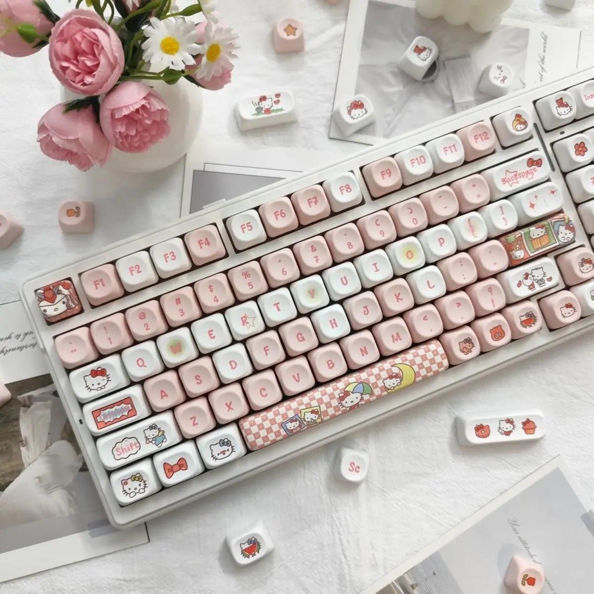 

Аниме-кейкапы Sanrio Hello Kitty для механической клавиатуры с крестообразным креплением, розовые, мультяшные, кавайные, милые, для киберспорта, декоративные