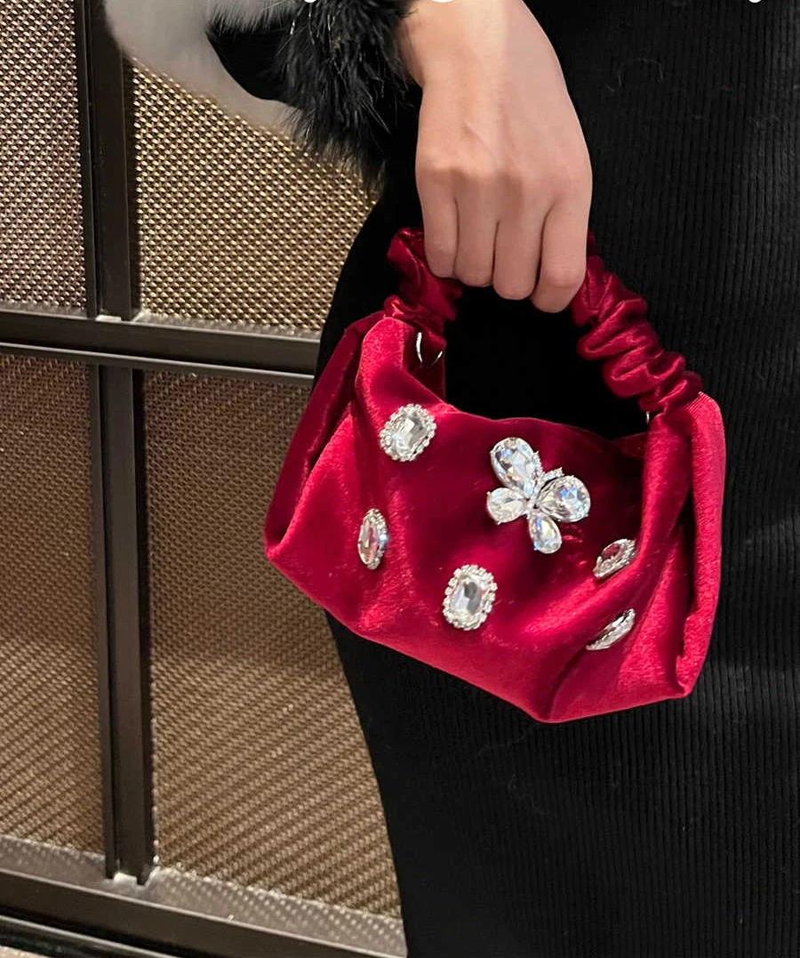 

French Velvet Diamond Small Square Handbag Fsahion Wrinkle Banquet Bag Water Diamond Chain Diagonal Crossbody Bag For Women