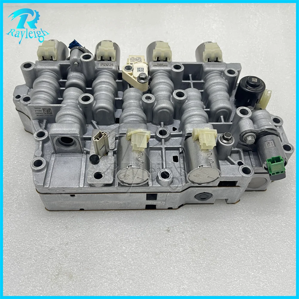 8F35 8F40 8F24 8-SPEED صمام ناقل الحركة الأوتوماتيكي الجسم مع الملف اللولبي وتسخير الأسلاك دعوى لفورد 8F35