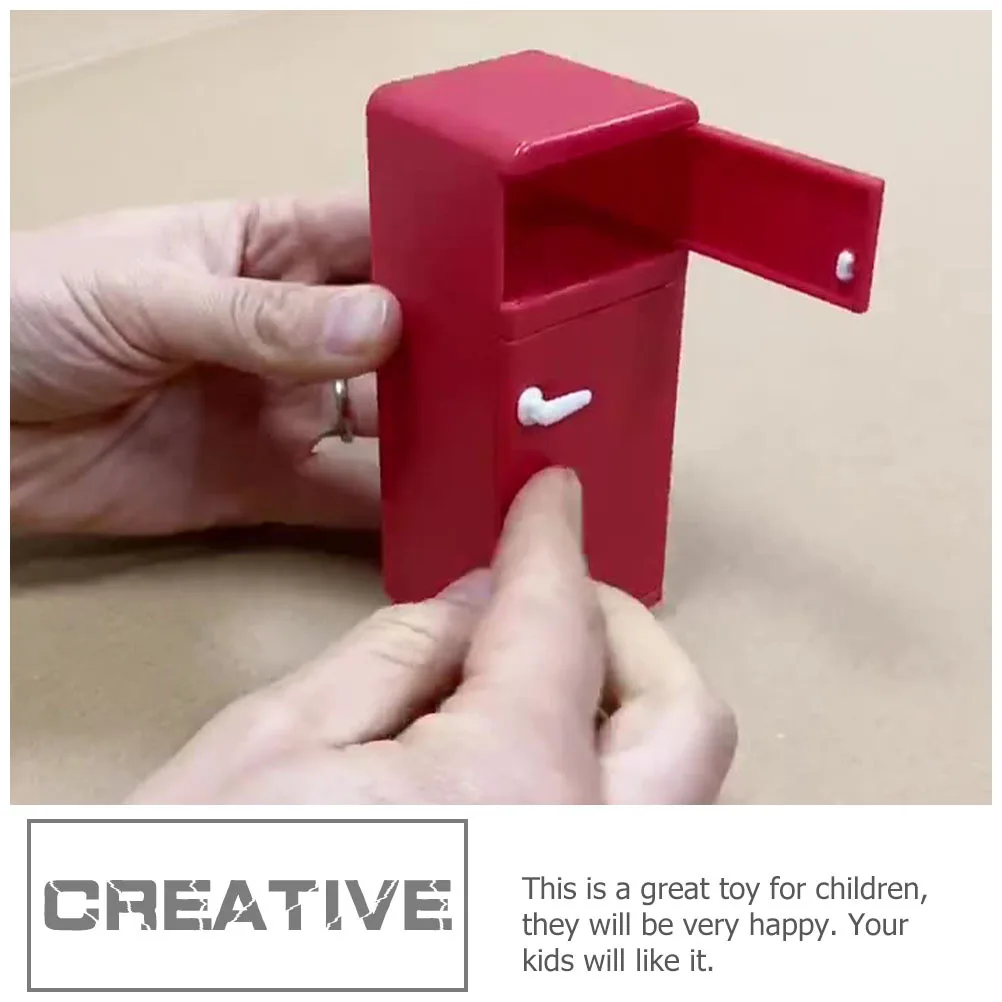 Decoração de geladeira de cozinha em miniatura, brinquedo infantil, design requintado, durável, material plástico forte, simular modo de jogo