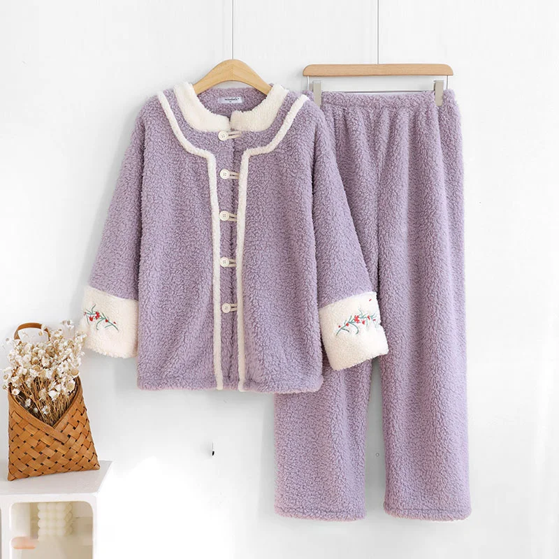 Winter Women's Flannel Pajamas Thick Warm Cardigan Embroidery Chinese Style Ladies Nightgown 2023 New Loose Home Sleepwear Suit