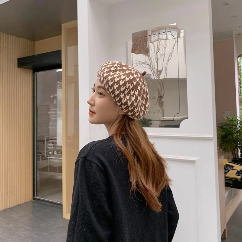 2024 Women\'s Autumn/Winter Casual Beret Thousand Bird Check Knitted Warm Stylish Personality Artist Hat