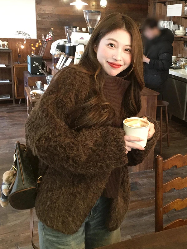 

Корейская женская куртка в стиле оверсайз с длинными рукавами, новая зимняя модель, укороченная, утепленная, с эффектом стройности, маленький размер