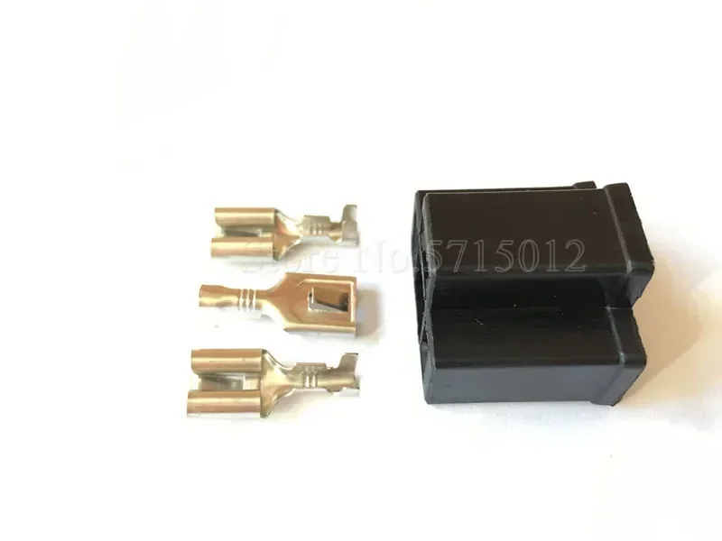 3 Hole Motorcycle H4 Unsealed Cable Wire Connector Electrical Automotive Plug Lamp Light Holder Socket
