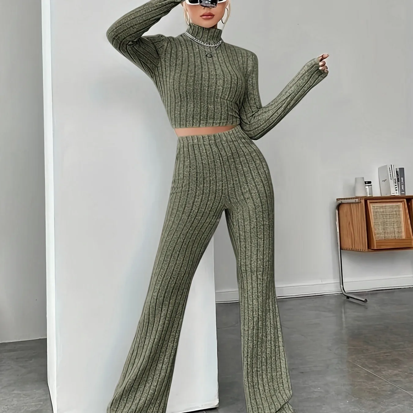 

Autumn 2025 New Knitted Long Sve Set Hoodie Loose Pants Two Piece Set Women's Faion Casual Wear Winter Thiened Mid-Length