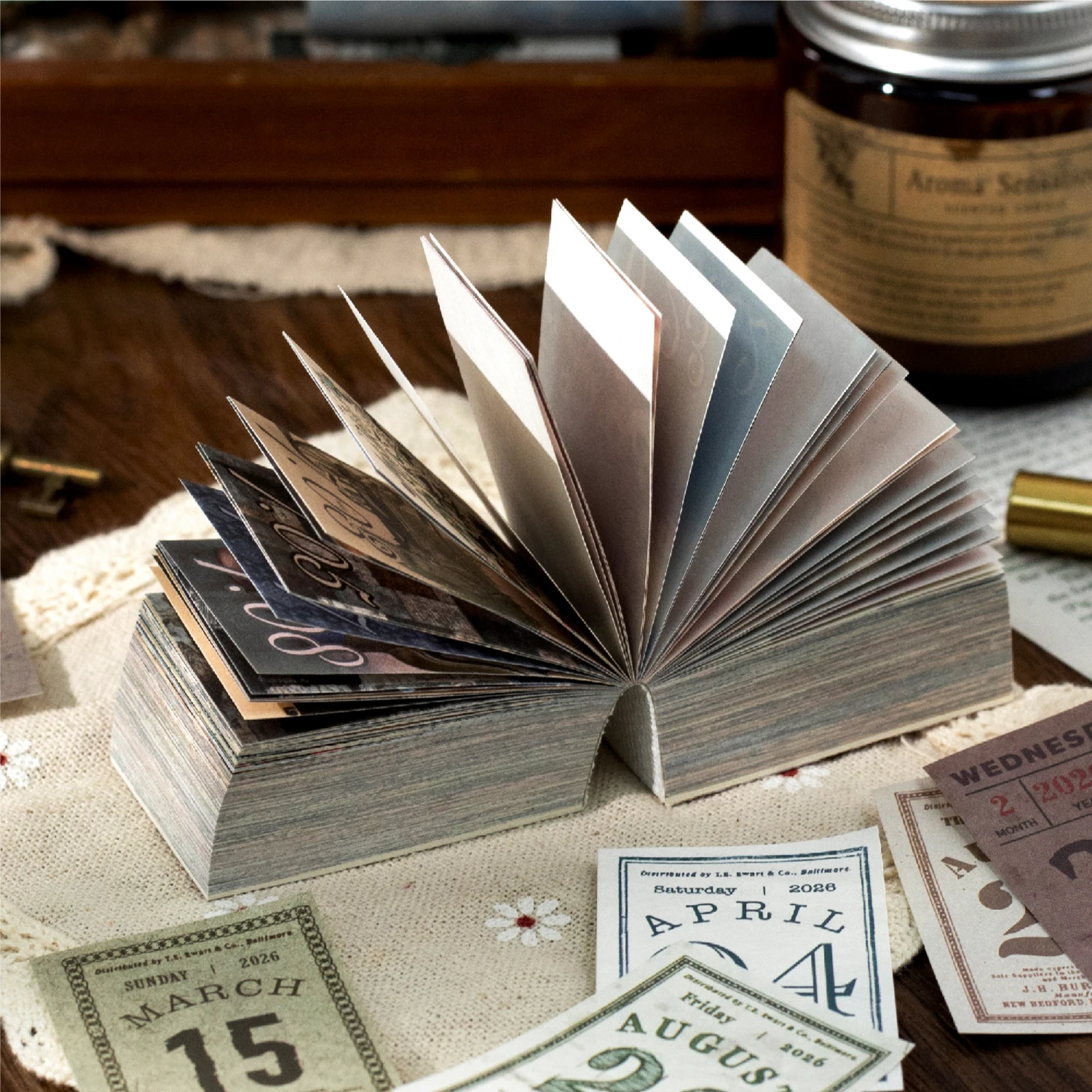 2026 تقويم مكتبي صغير تصميم المسيل للدموع لتخطيط جدول الأعمال مكتب عمل منظمة نمط حديث بسيط #2