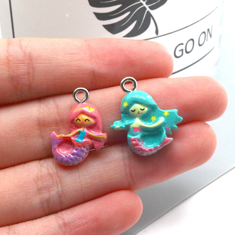 Mix 20pcs/pack Mini Mermaid Resin Earring Charms Cute Cartoon Pendants For Keychain Eardrop DIY Summer Jewelry Making F167