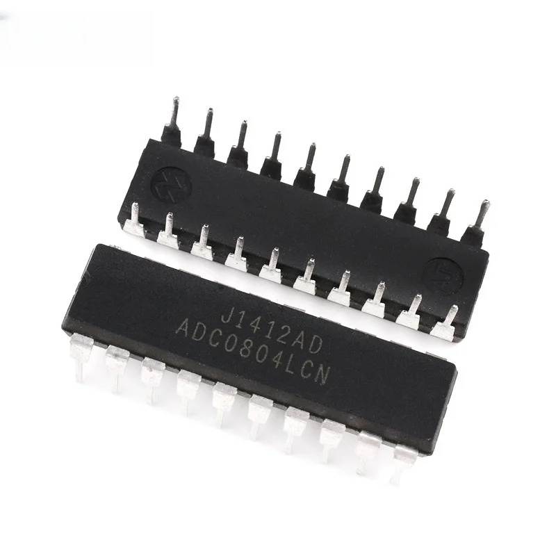 1PCS ADC0809/0804/0832CCN/LCN 8-bit AD analog-to-digital converter chip in-line