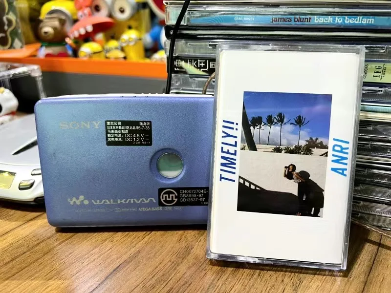 أشرطة موسيقى شوا أنري الكلاسيكية ، ألبوم في الوقت المناسب ، شريط مغناطيسي ، جهاز Walkman تأثيري ، موسيقى الحفلات ، مسجل سيارة ، مجموعة صندوق الصوت