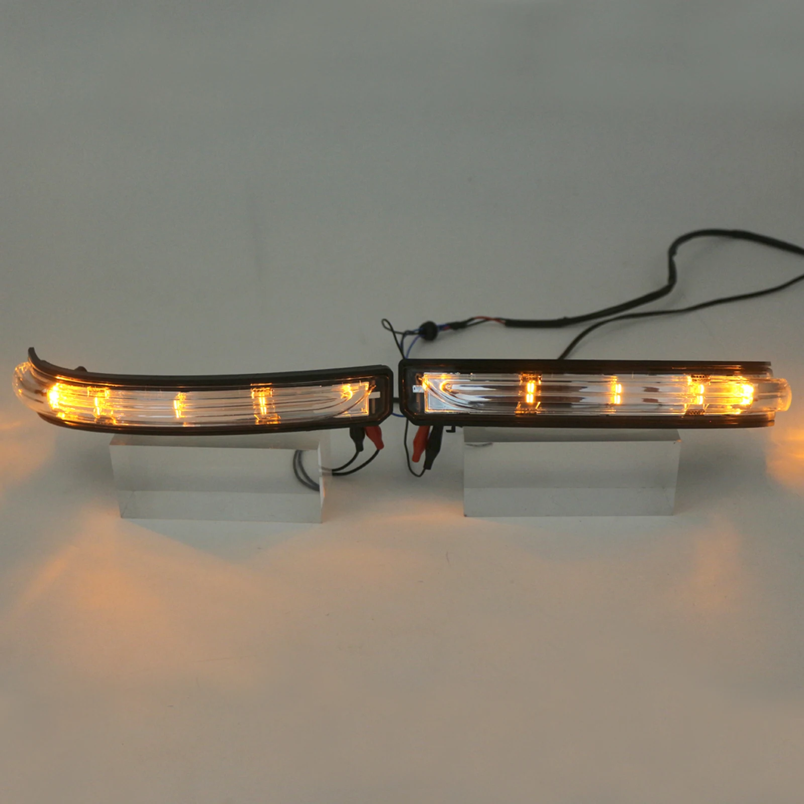 

LED Rearview Mirror Light A1698201121 Rearview Mirror Indicator Lamp A1698201221 for Mercedes Benz A-Class W169 B-Class W245