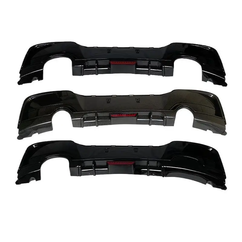 

Подходит для моделей BMW 1-й серии F20 к MP с подсветкой на черной задней губе, карбоновый узор, четыре задних спойлера, одна задняя губа.