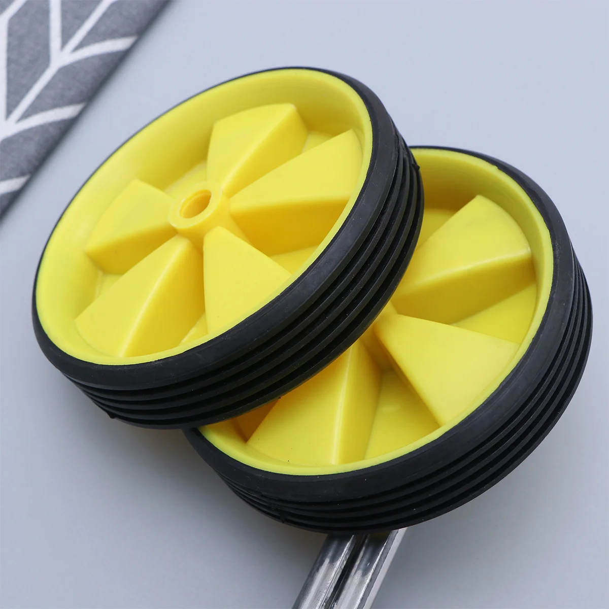 

Универсальные пористые тренировочные колеса, желтые, 12-20 дюймов, балансировочное вспомогательное колесо, безопасная поддержка велосипеда для начинающих