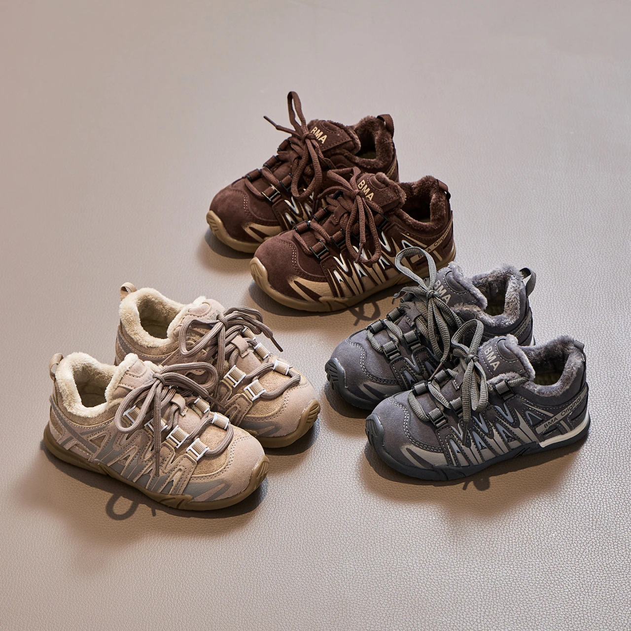 

2025 Winter New Fashion Fleece Children's Casual Shoes Lightweight Anti-Slip Unisex Kids' Casual Outdoor Sports Shoes