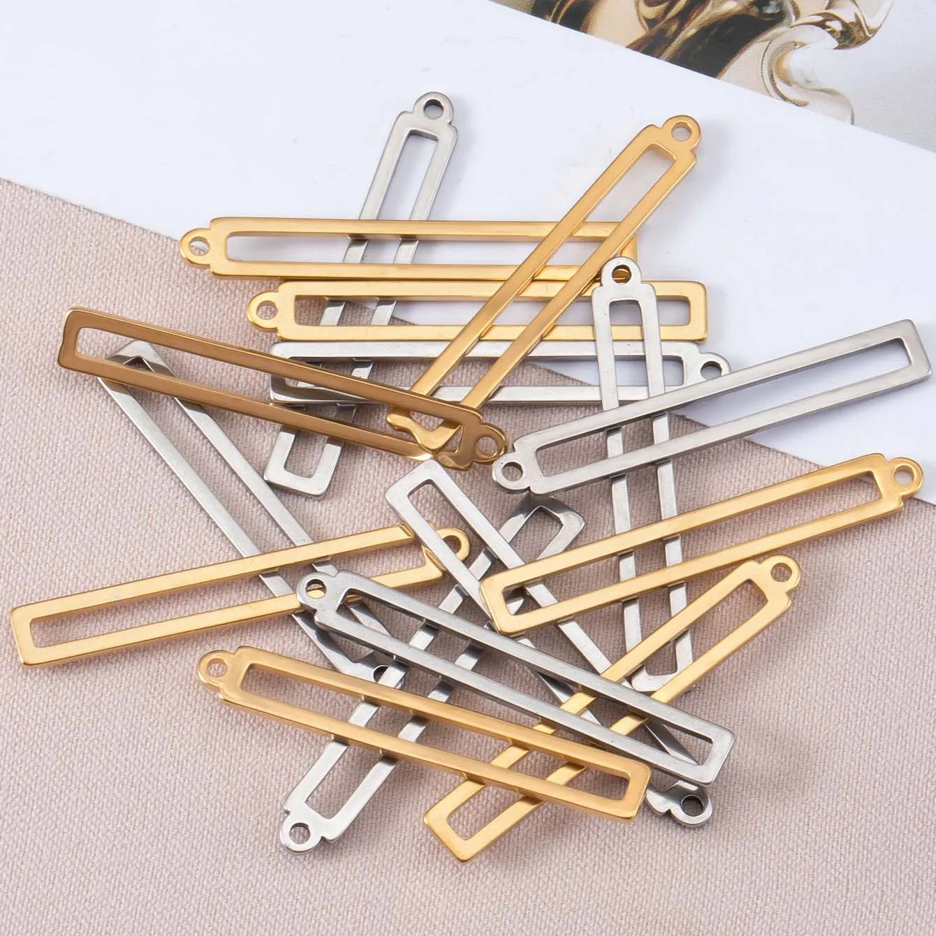 

10pcs Geometric Rectangle Bar Charms Stainless Steel Long Frame Pendants 32mm Hollow for DIY Jewelry Making Necklaces Earrings