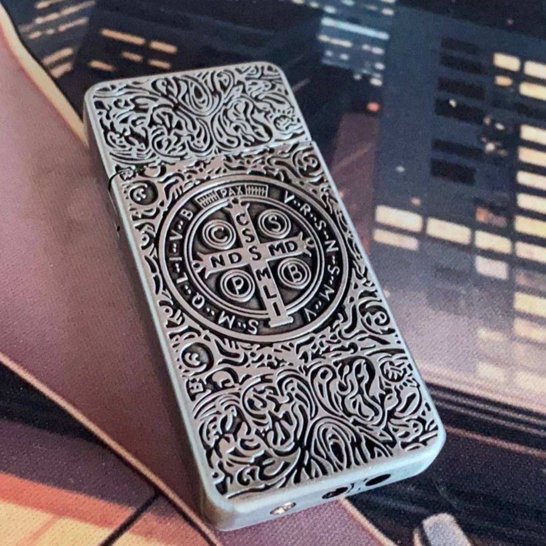 Constantine Relief Thin Butane Gas Lighter, Grinding Wheel, Open Flame Inflatable Lighter Cigarette Accessories Men's Small Gift - Image 5