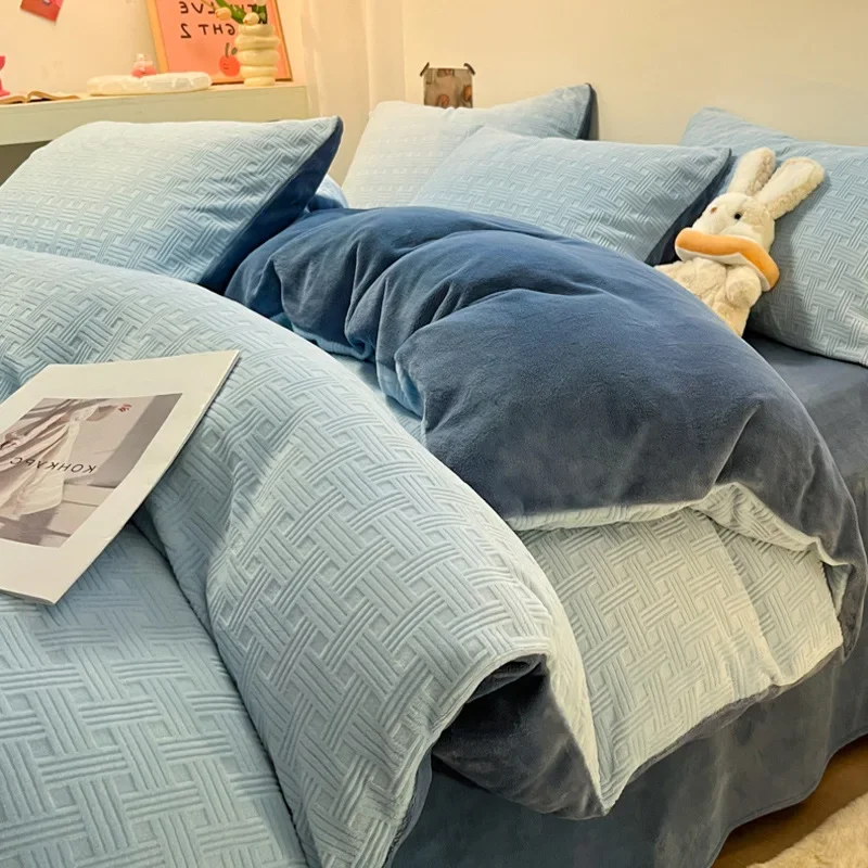 2025 new winter carved milk fleece four-piece set thickened coral fleece quilt cover flannel bedding view 5