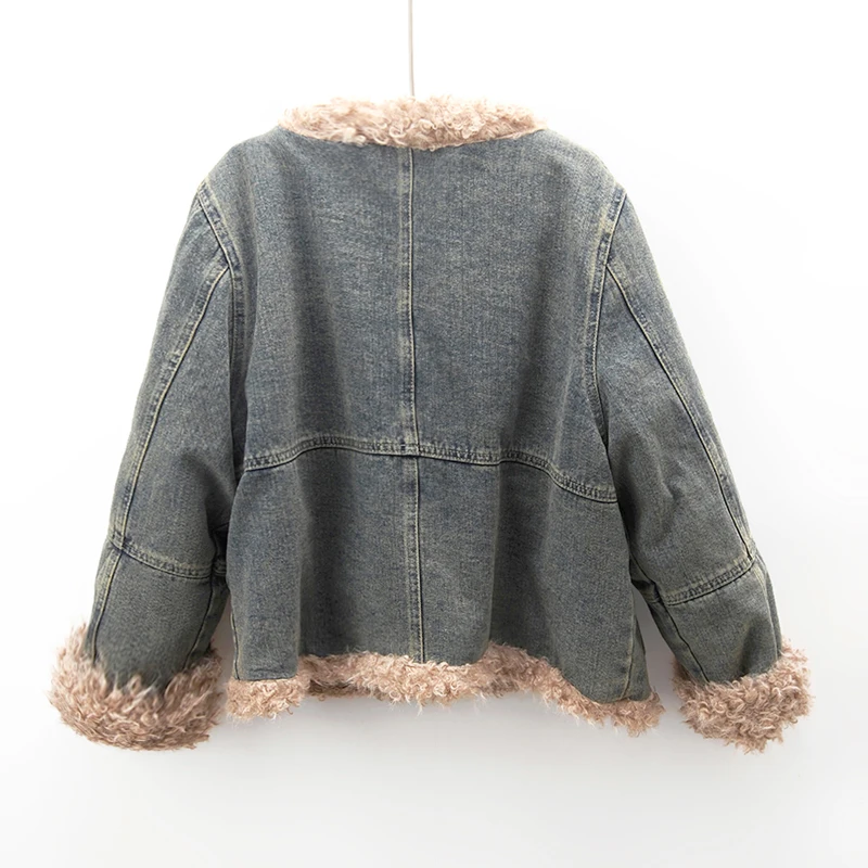 Winter Thick Warm Faux Lambswool Pocket Spliced Denim Jacket Women Loose Short Cowboy Outerwear O Neck Jeans Jacket Coat Female