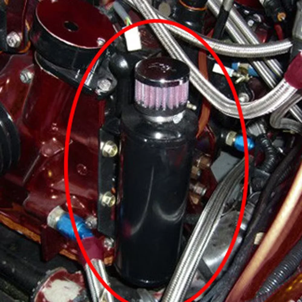 Serbatoio dell'olio in alluminio con deflettore universale da corsa Serbatoio a 2 porte con kit di tubi intrecciati con filtro del cilindro di sfiato della valvola di scarico