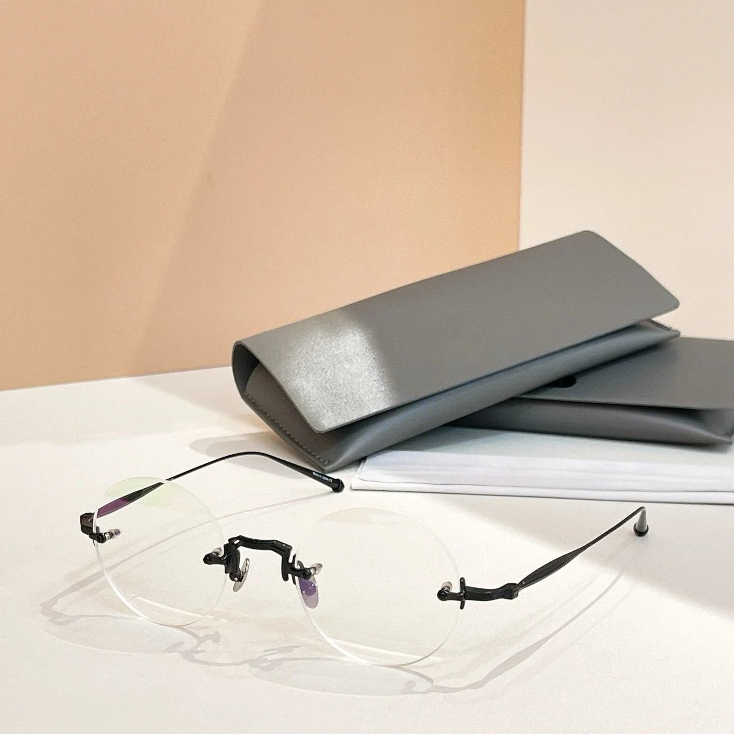 Belight البصرية اليابان تصميم بدون شفة التيتانيوم شكل دائري اليدوية خمر نظارات بمادة الخلات وصفة طبية M3015