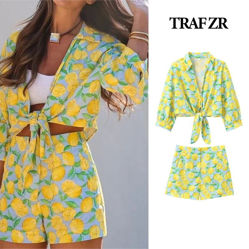 

Костюм женский летний из двух предметов, с коротким рукавом и шортами