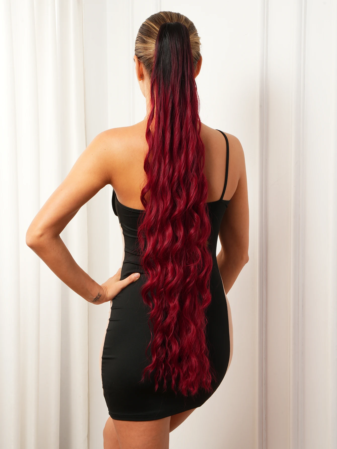 1 Pieces Synthetic Hairpieces Wrap Around Clip in Ponytail Extension Water Deep Wave ponytail wig Gradient red 34 Inch Top Qua