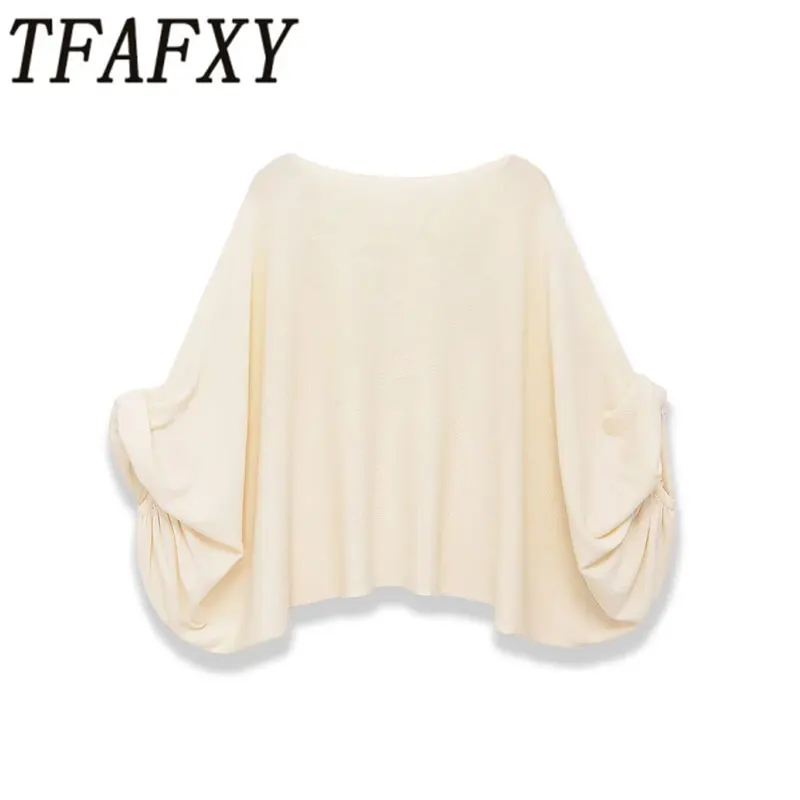 TFAFXY 2026 Nova Coleção Primavera: Suéter Feminino Casual de Tricô Liso Manga Longa Chique Bege com Manga Morcego Solta e Elegante