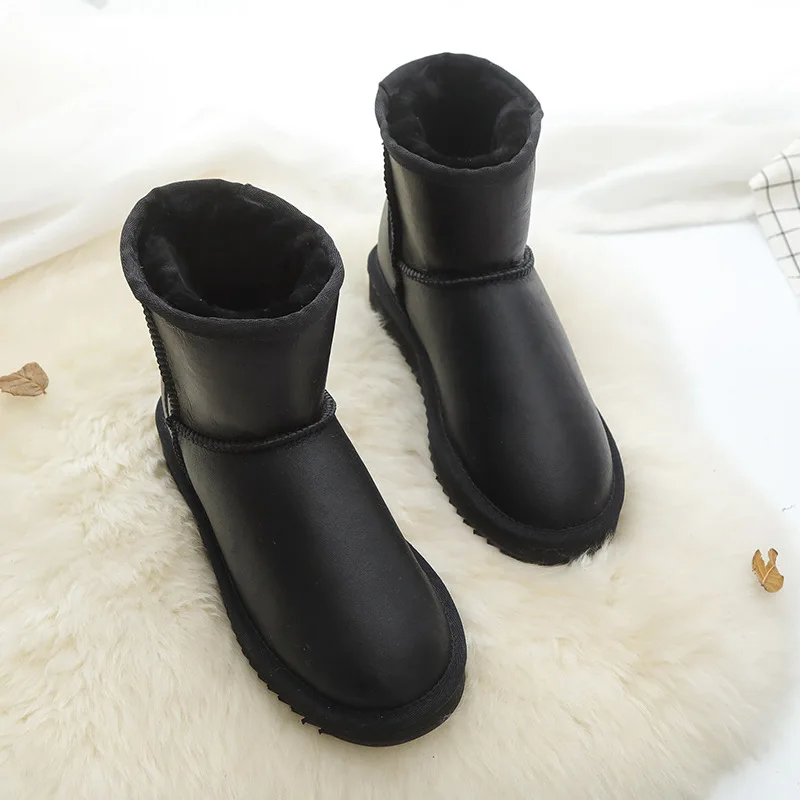 Best Selling Real Sheepskin 2023 Women\'s Winter Classic Snow Boots Genuine Sheepskin Women Boots Top Quality Women Shoes