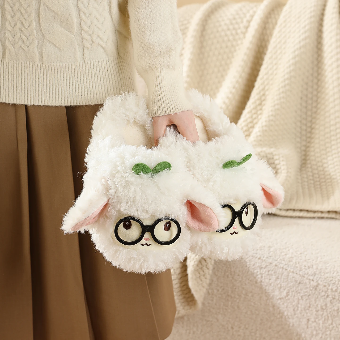 Unisex Smart Sheep Plush Slippers with Cute Glasses Cartoon Design Non-Slip EVA Sole Warm Indoor House Slippers for Autumn