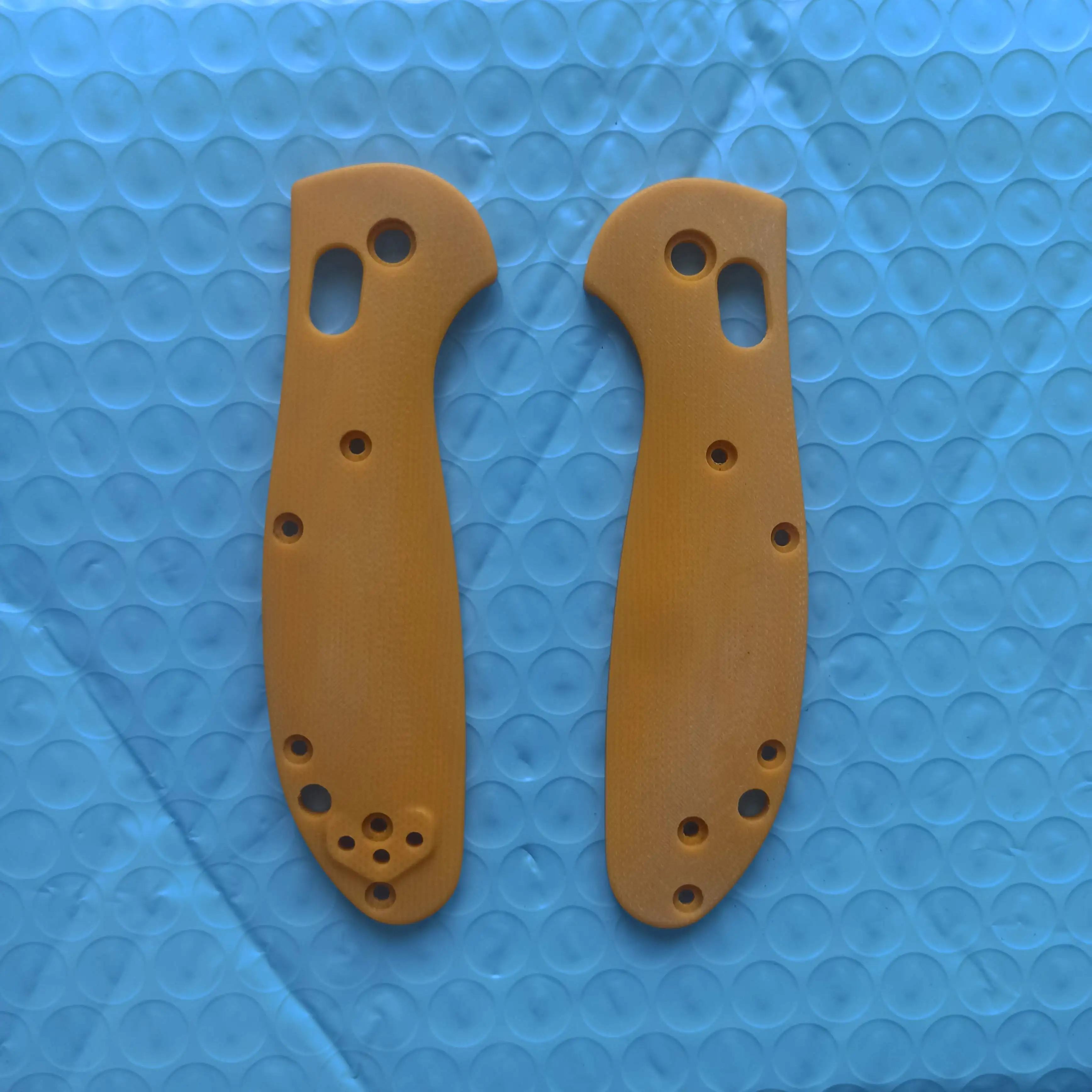 

1 пара весов с ручкой ножа G10 на заказ для ножей Benchmade Mini Griptilian 555-556-557