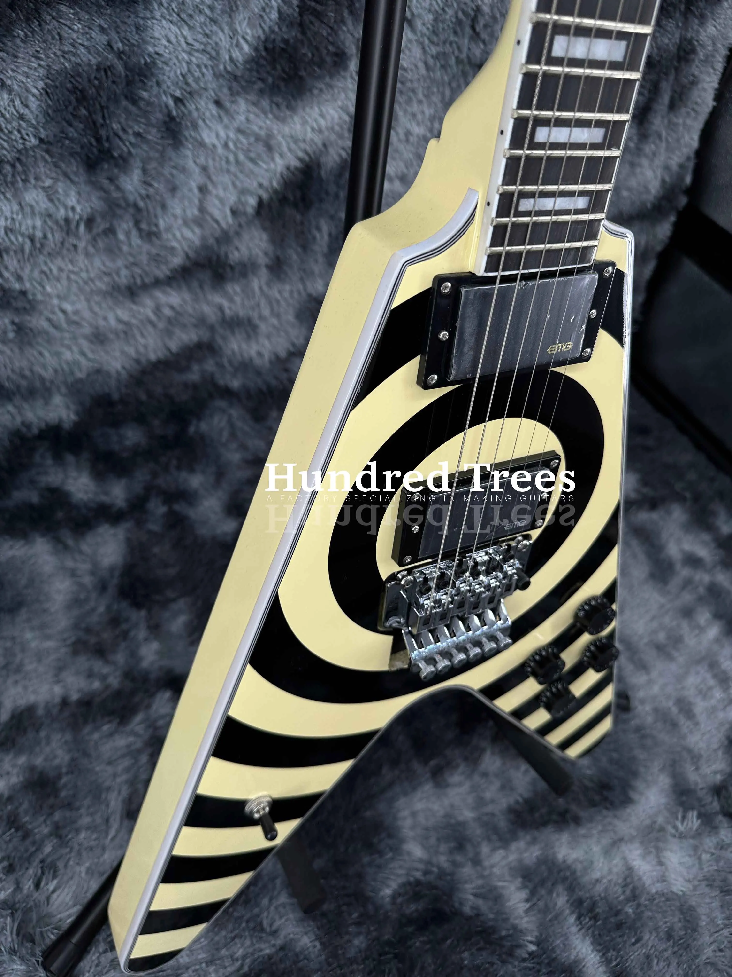 Custom Yellow V Electric Guitar Solid Body HH Pickups Chrome Hardware Fast Ship Free shipping