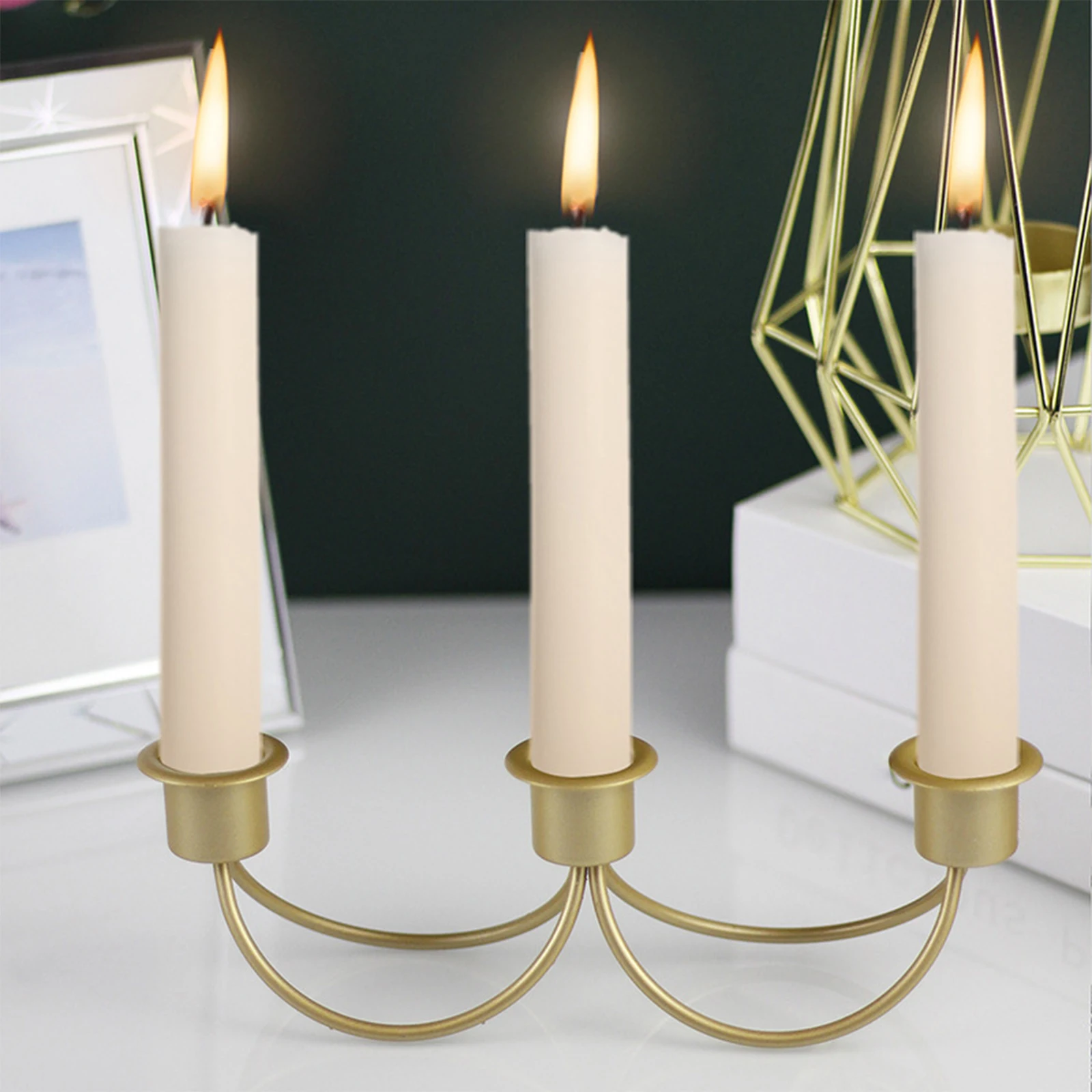 3 Arms Candlesticks Alloy Decorative European Style Candle Stands Candle Holders for Party Wedding Event Dining Room Decoration