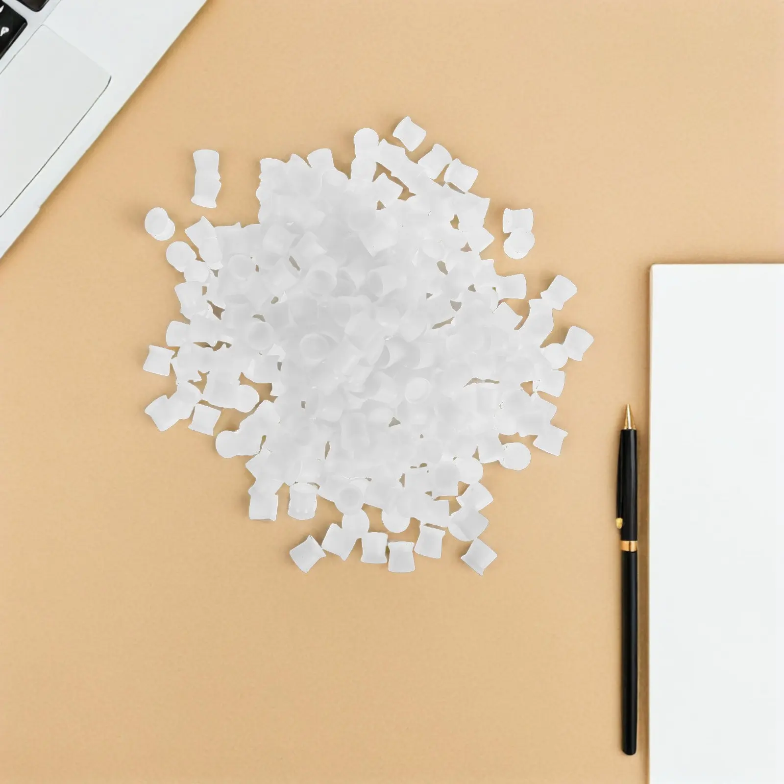 

300 шт. белых силиконовых стаканчиков для чернил, контейнеры для тату-пигмента, утолщенная конструкция предотвращает высыхание, идеально подходят для студийного макияжа