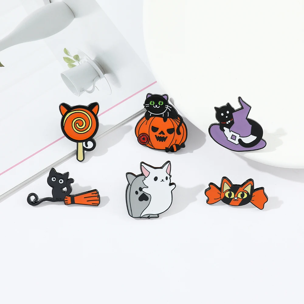 Creative Cartoon Halloween Cat Brooch Metal Enamel Badge Clothing Backpack Lapel Pins Women Men Festival Accessories Gifts