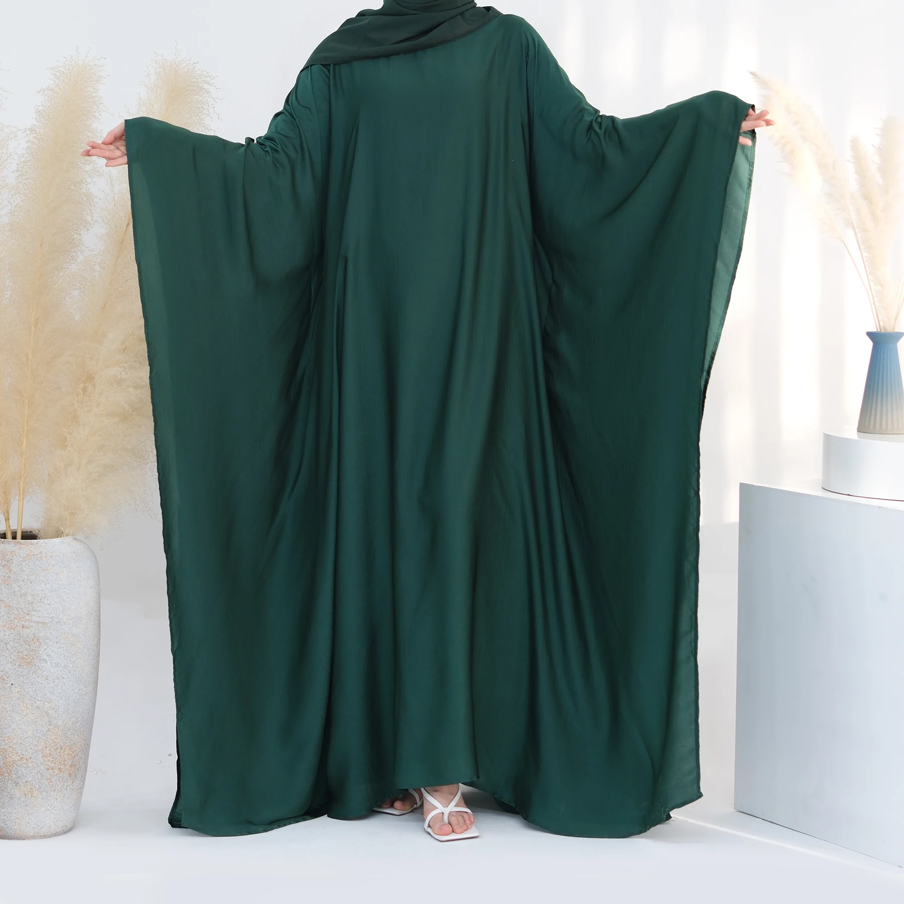 Modest Abaya for Muslim Women Bat Sleeve Long Maxi Dresses Turkey Kaftan Arab Eid Ramadan Party Robe Dubai Femme Jalabiya Caftan