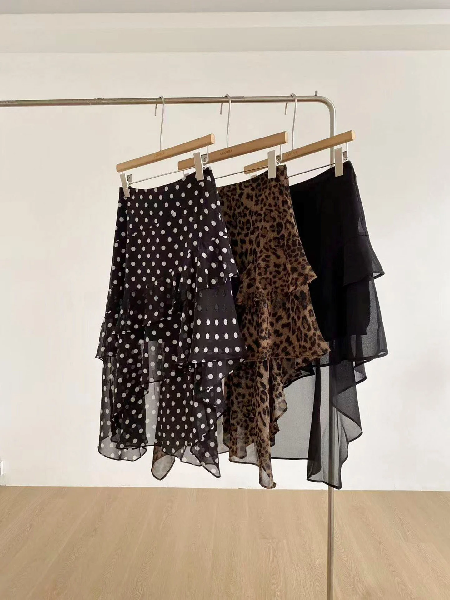 High Waist Asymmetrical Skirt Women's Slim Fit Polka Dot Leopard Print Chiffon Gown Drapey Hemline Summer New Arrival