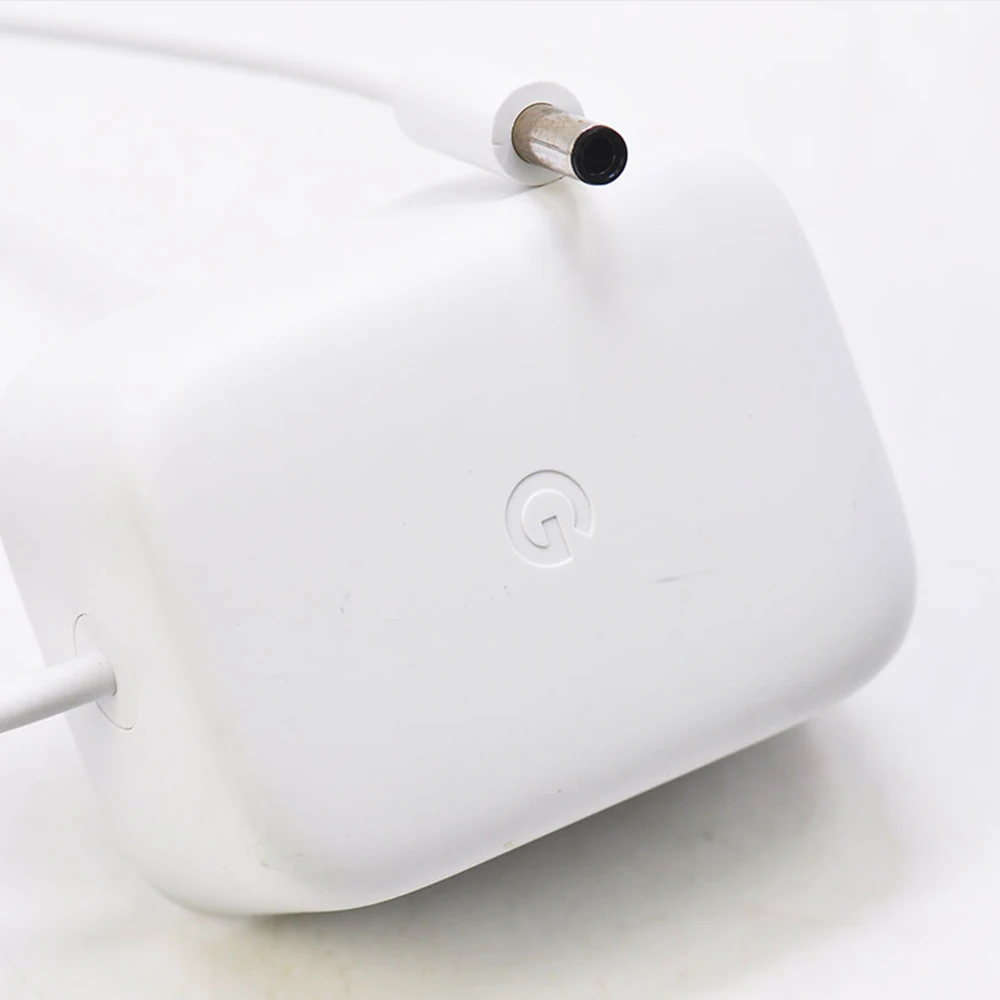 Google Nest Hub Max および Google Nest Audio 電源アダプター充電