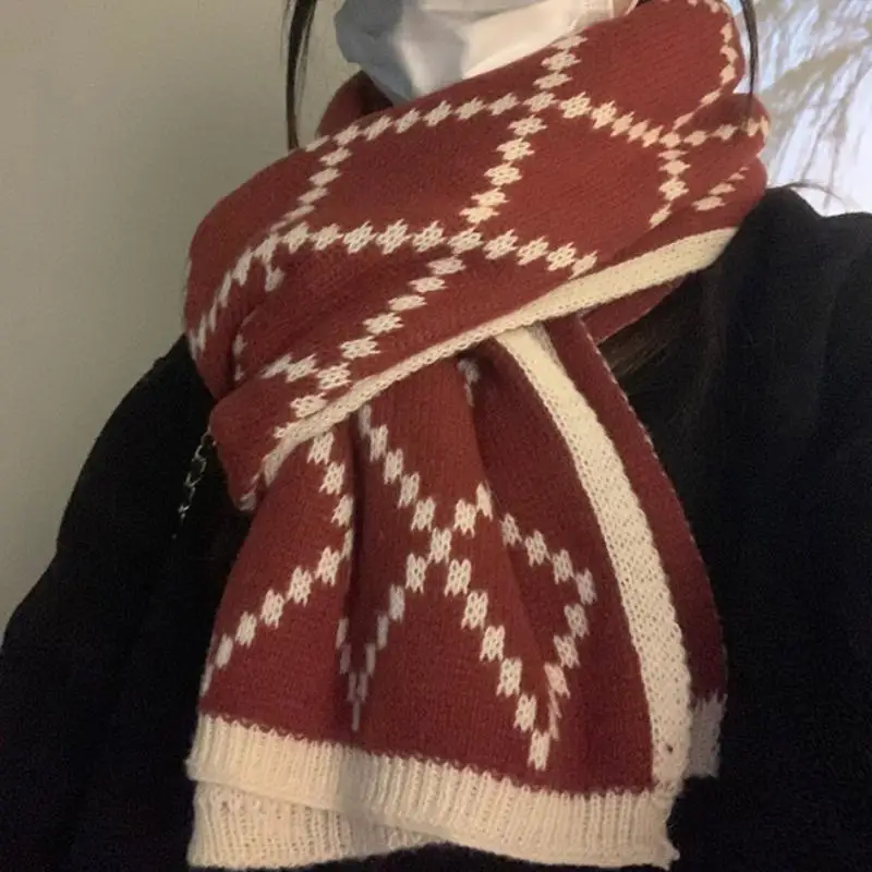 Trendy Xmas Elk Snowman Neck Warmer; Red Shawl Ideal Gift for Students or Couples