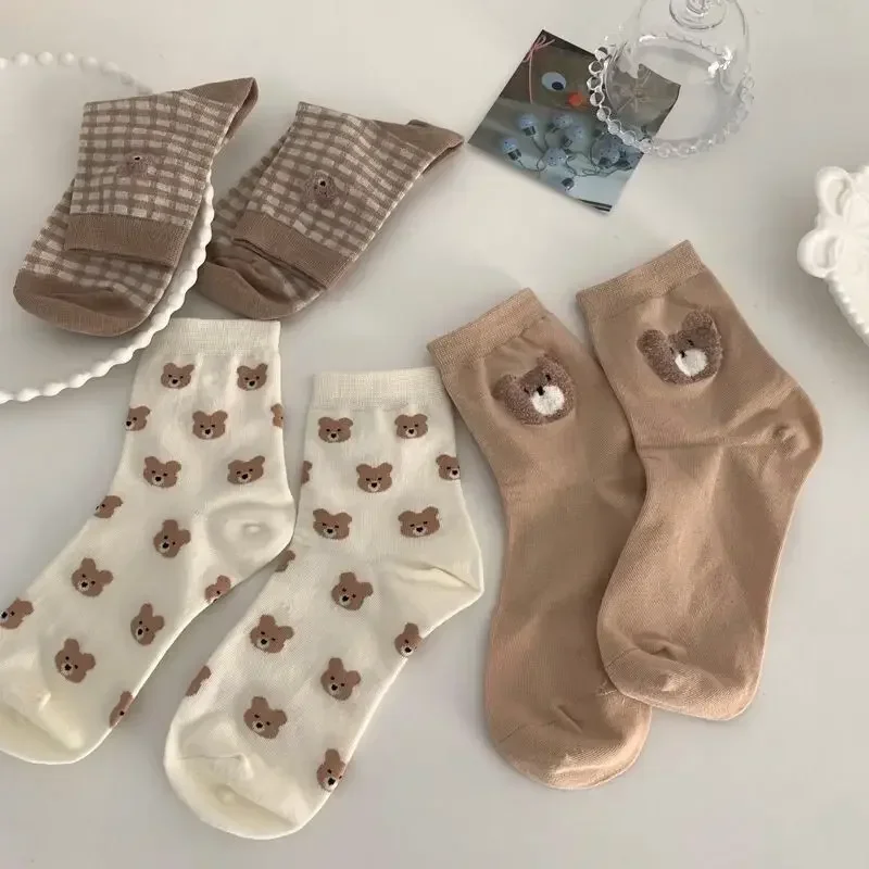 Creative New Brown Bear Socks Female Middle Tube Socks Japanese Cute Small Fresh Wild Student Socks