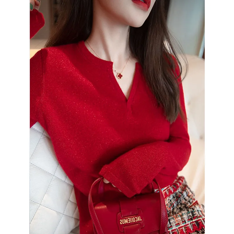 

EXJR V-Neck Knitwear Woolen Base Shirt Women's Shiny Silk Inner Wear Autumn Winter Red Top Slim Fit Long Sleeve Commute Style