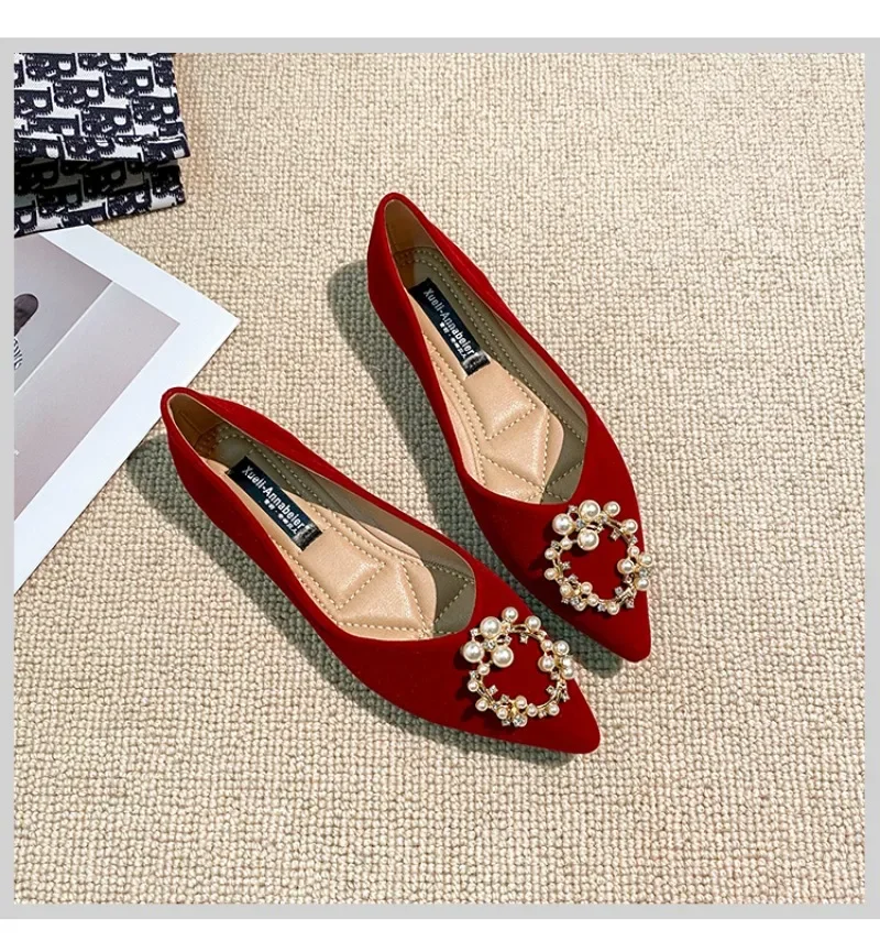 Women Wedding Shoes Chinese Red Pointed Toe Flock Leather Flat Heel Shoes Banquet Slip on Soft Sole Loafers Ladies Shoes Size 45