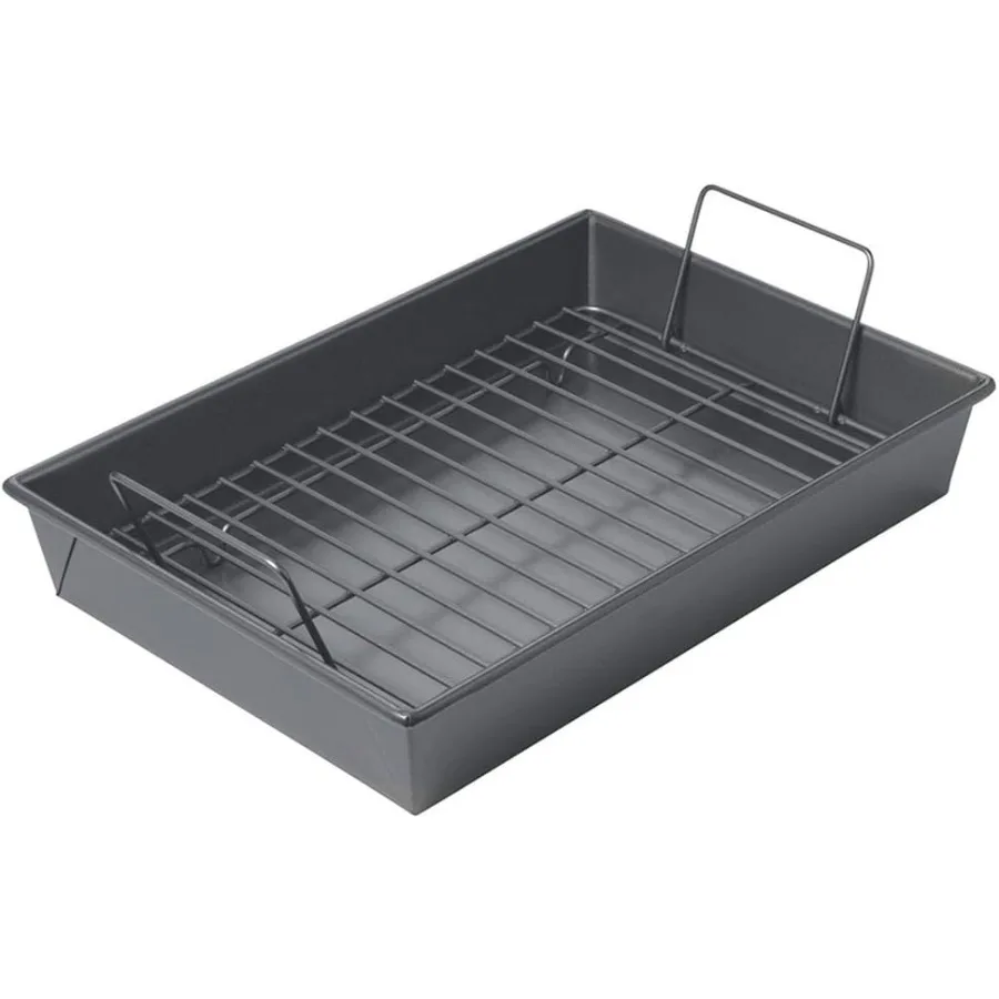 

16947 Professional Roast Pan with NonStick Rack for LargeScale Oven Cooking and Easy Cleanup Ideal for Roasting Meats and Veget