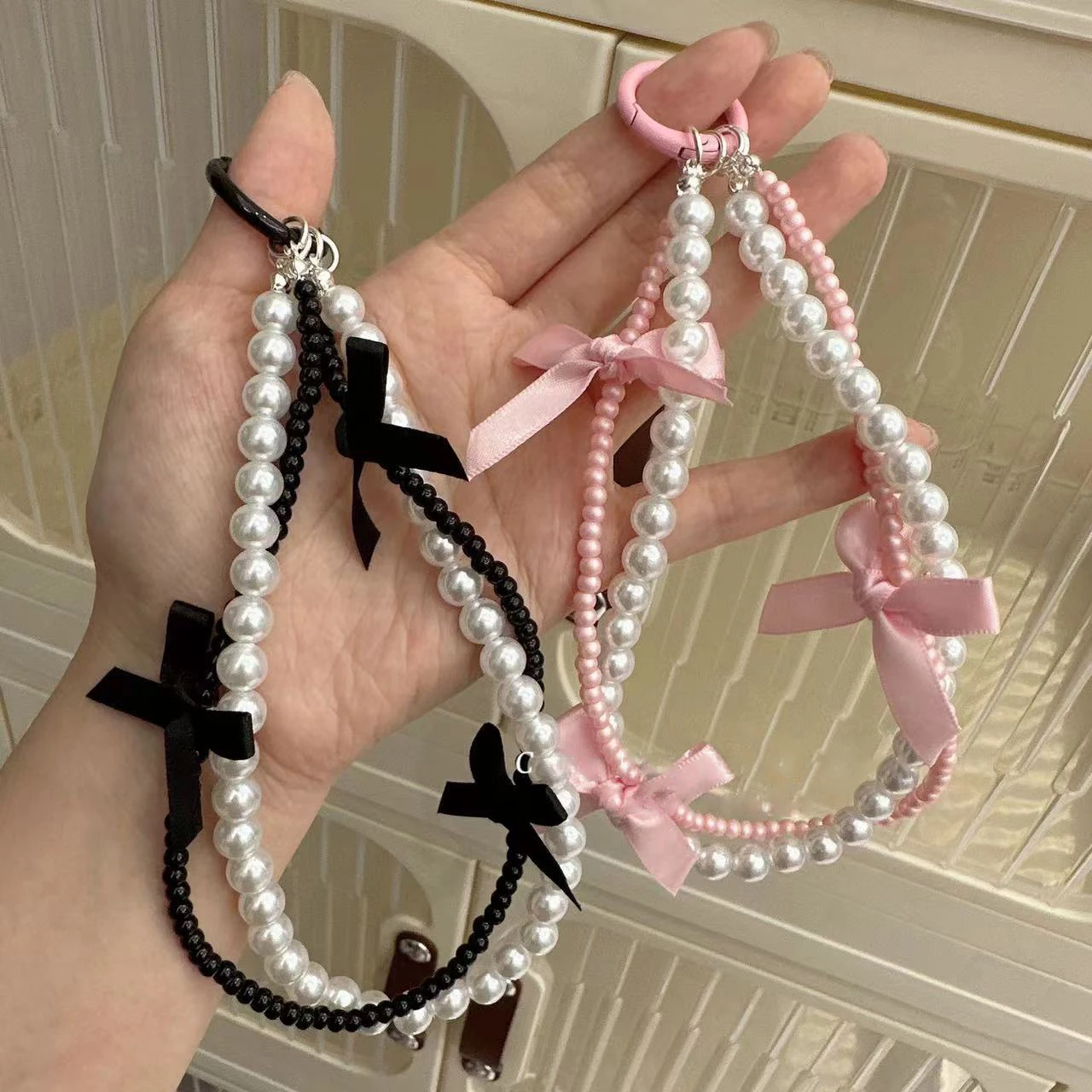 Y2K Sweet Black Pink BowKnot Beads Keychians Beaded Phone Chain Charm Lanyard Hanging Rope Women Accessories Pendant Decoration