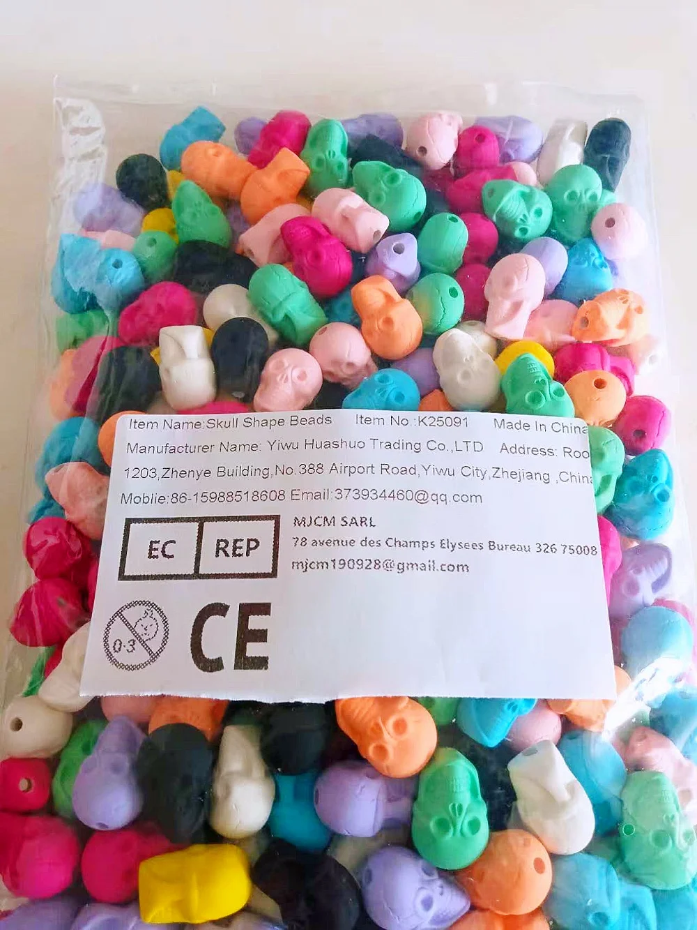 

Осенне-зимние украшения на Хэллоуин, резиновая краска, матовые акриловые бусины с черепом, вертикальное отверстие, ручка из бисера «сделай сам», материал мобильной цепочки