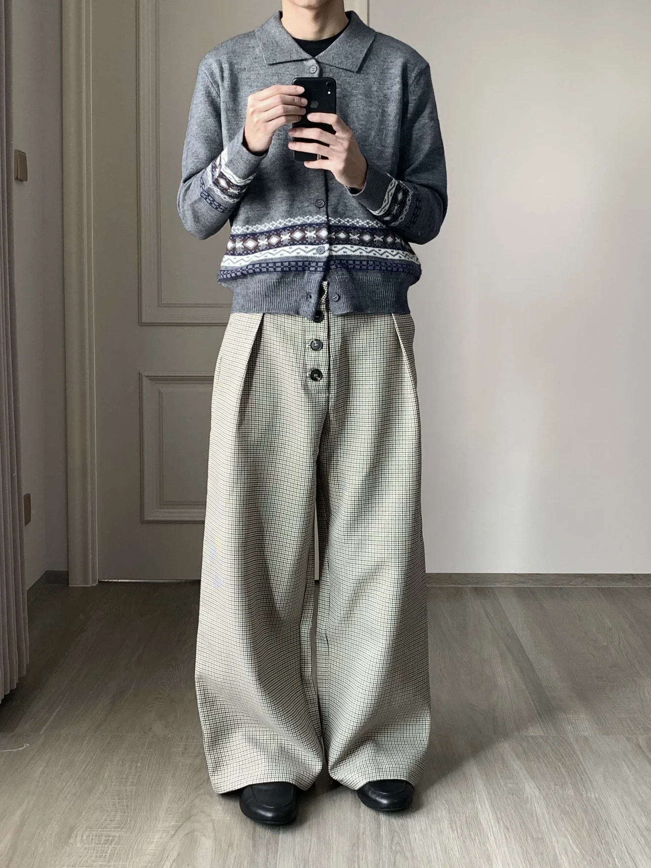 

Cleanfit Retro Plaid Pleated Button A-Line Casual Pants Men Women Commute Versatile Loose Fit Straight Leg Polyester Fiber