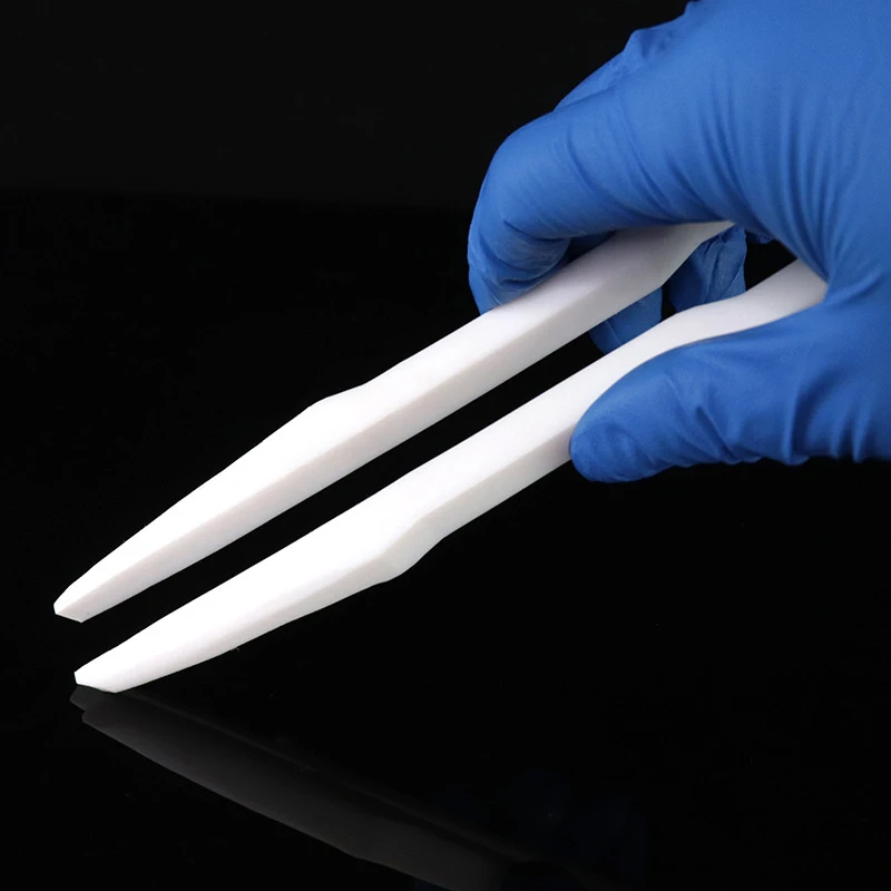 PTFE Laboratory Tweezers Clip, Laboratory Clamp, Lab Chemistry Forceps Corrosion and High Temperature Resistance (150mm)1piece